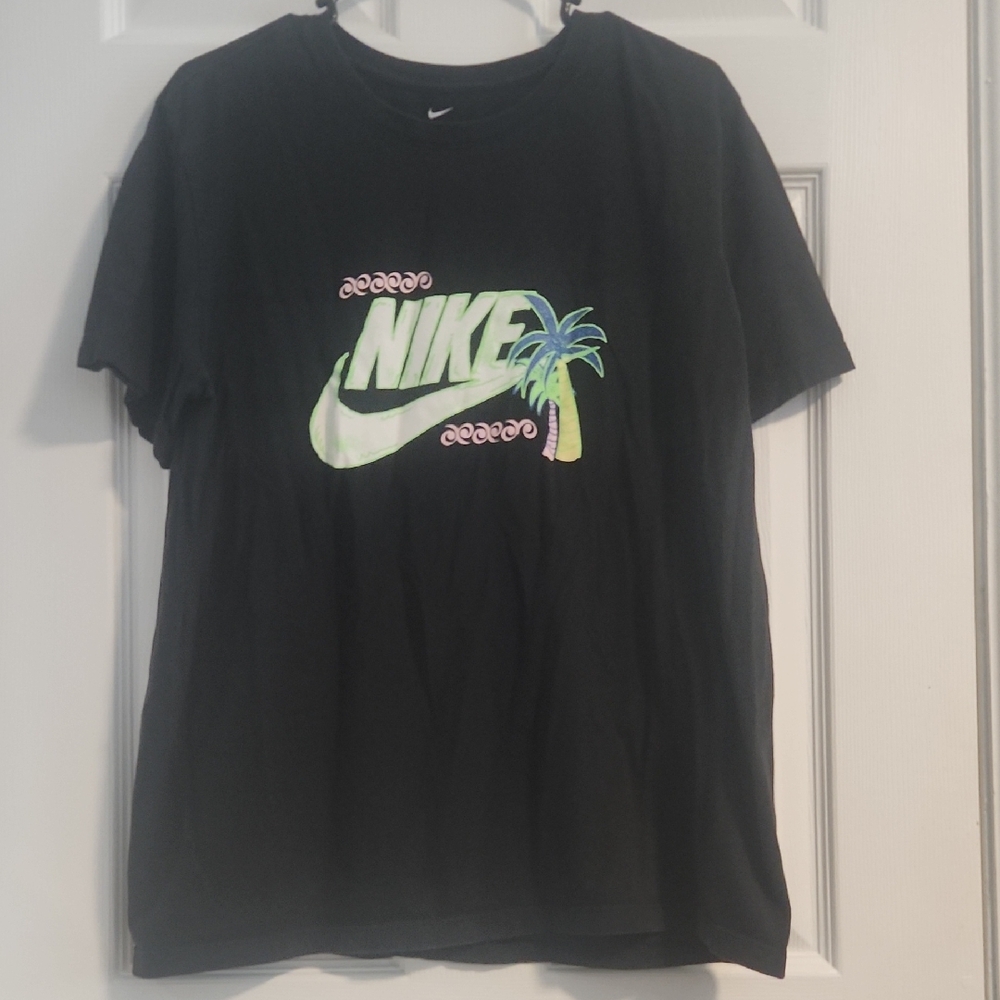 Nike Tee